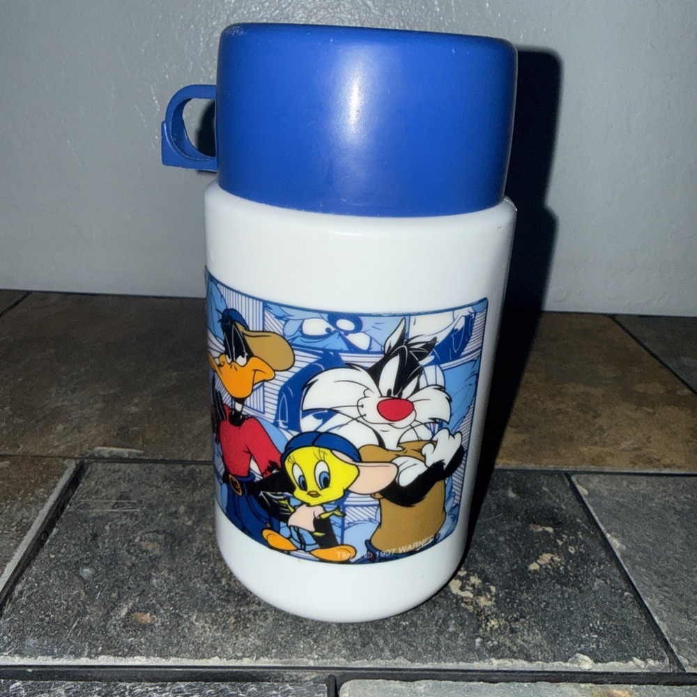 Vintage Thermos Warnes Bros Blue 1997 plastic Thermos For Looney tunes.